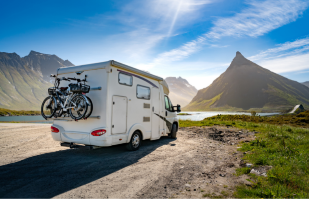 Où stationner en camping-car, van ou fourgon aménagé ?