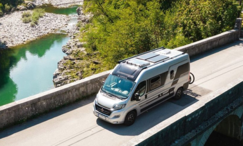 installer-panneaux-solaires-camping-car